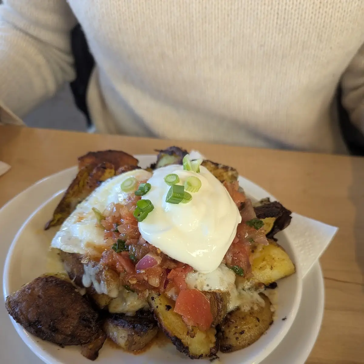 Cheesy Breakfast Potatoes with Sour Cream