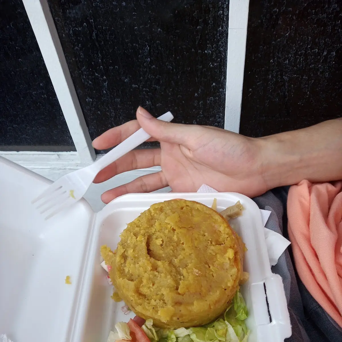 Mofongo Con Mariscos En Salsa
