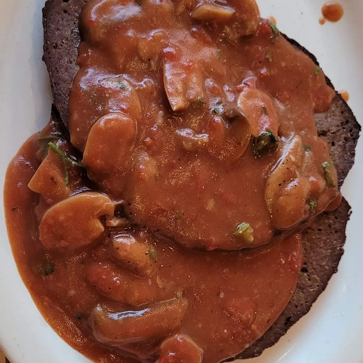 Hot Open Faced Roast Beef Sandwich with Gravy
