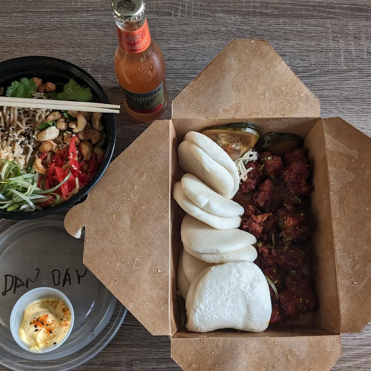 Fried Chicken Steamed Buns