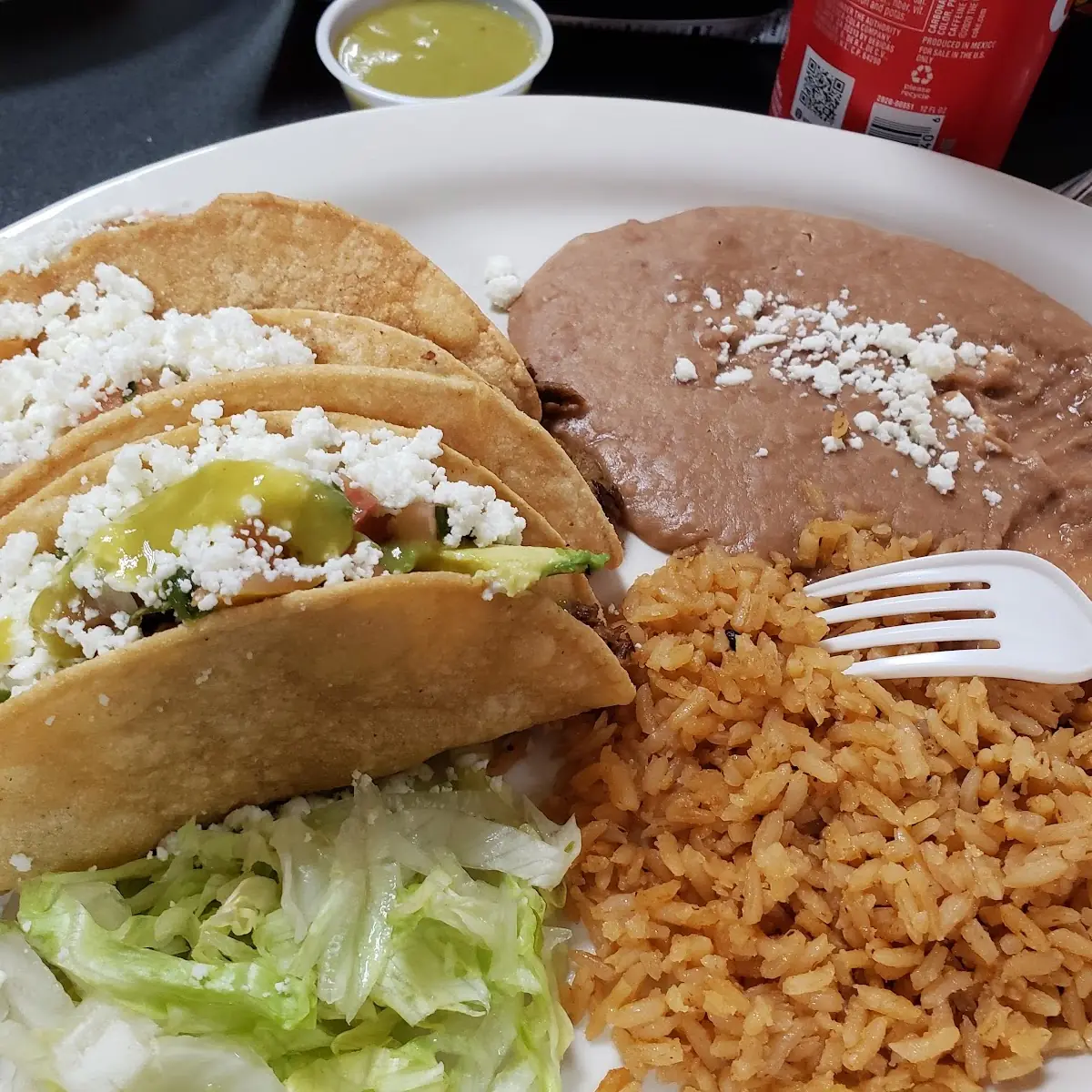 Platillo De Tacos Dorados