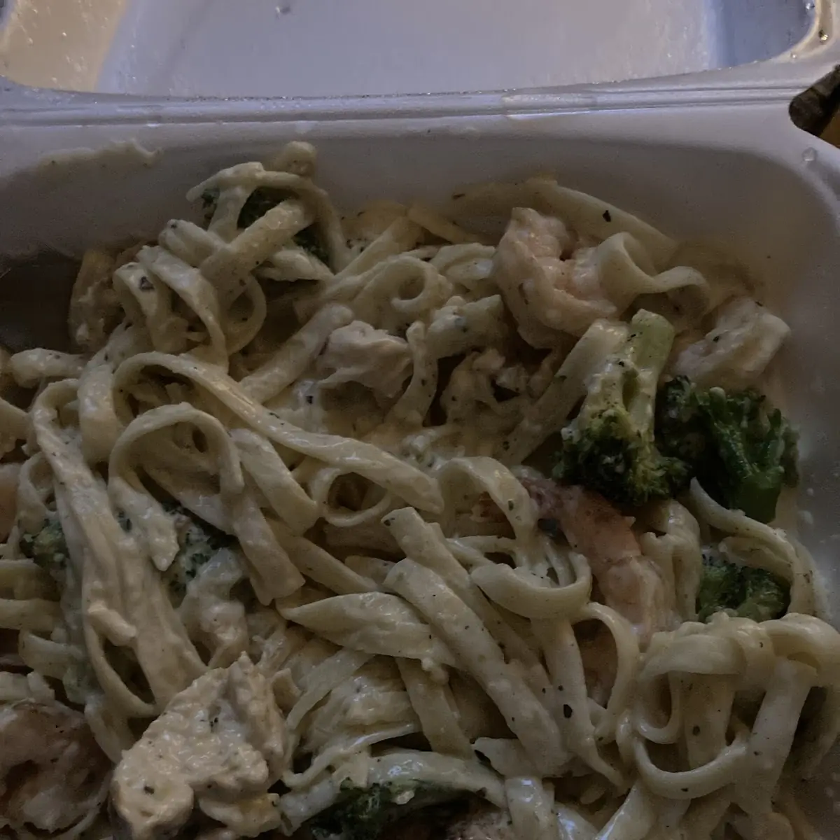 Fettuccine Alfredo with Broccoli