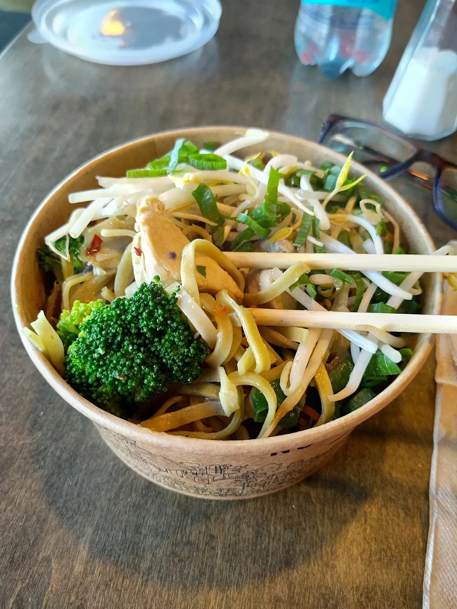 Singapore Cashew Curry Chicken