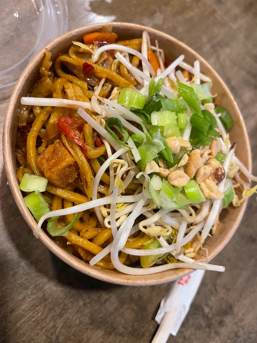 Spicy Peanut Noodle Box