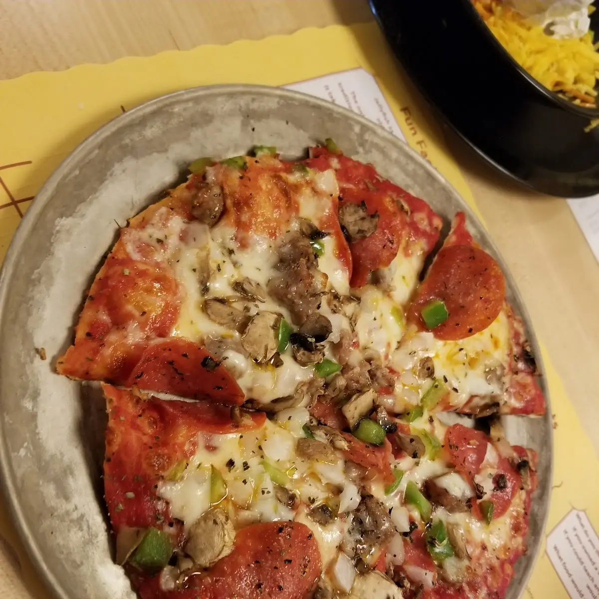 Delight 8 Thin Crust Pizza