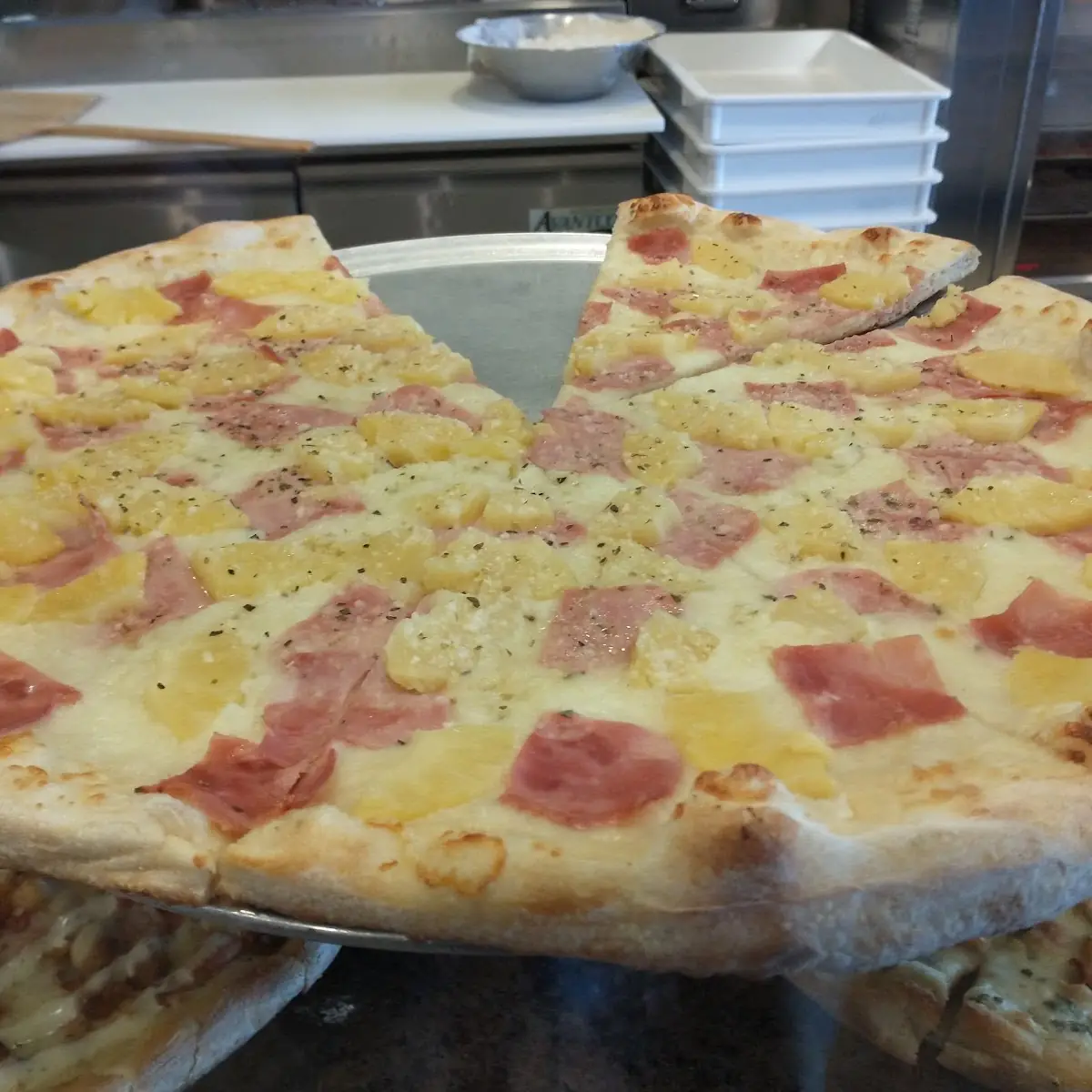 Hawaiian Pizza