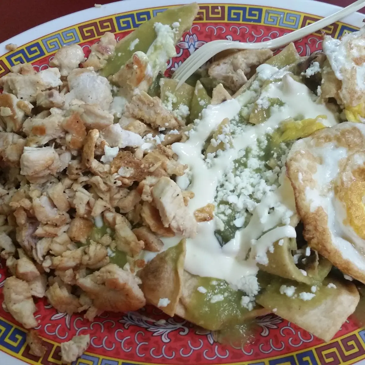 Chilaquiles Verdes Con Pollo