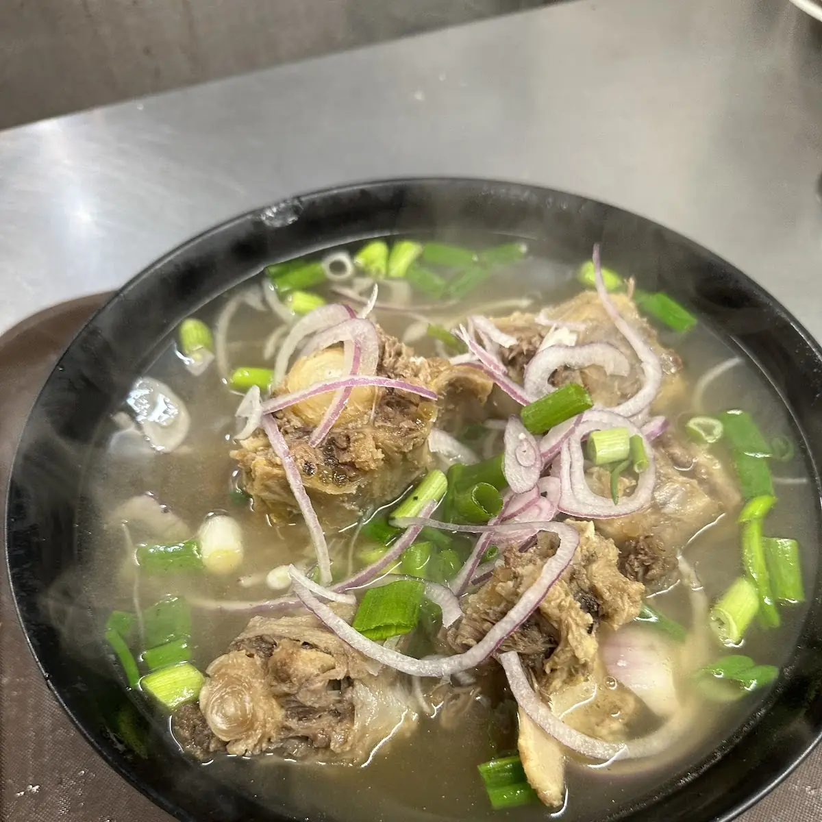 P9. Oxtail Noodle Soup / Phở Đuôi Bò