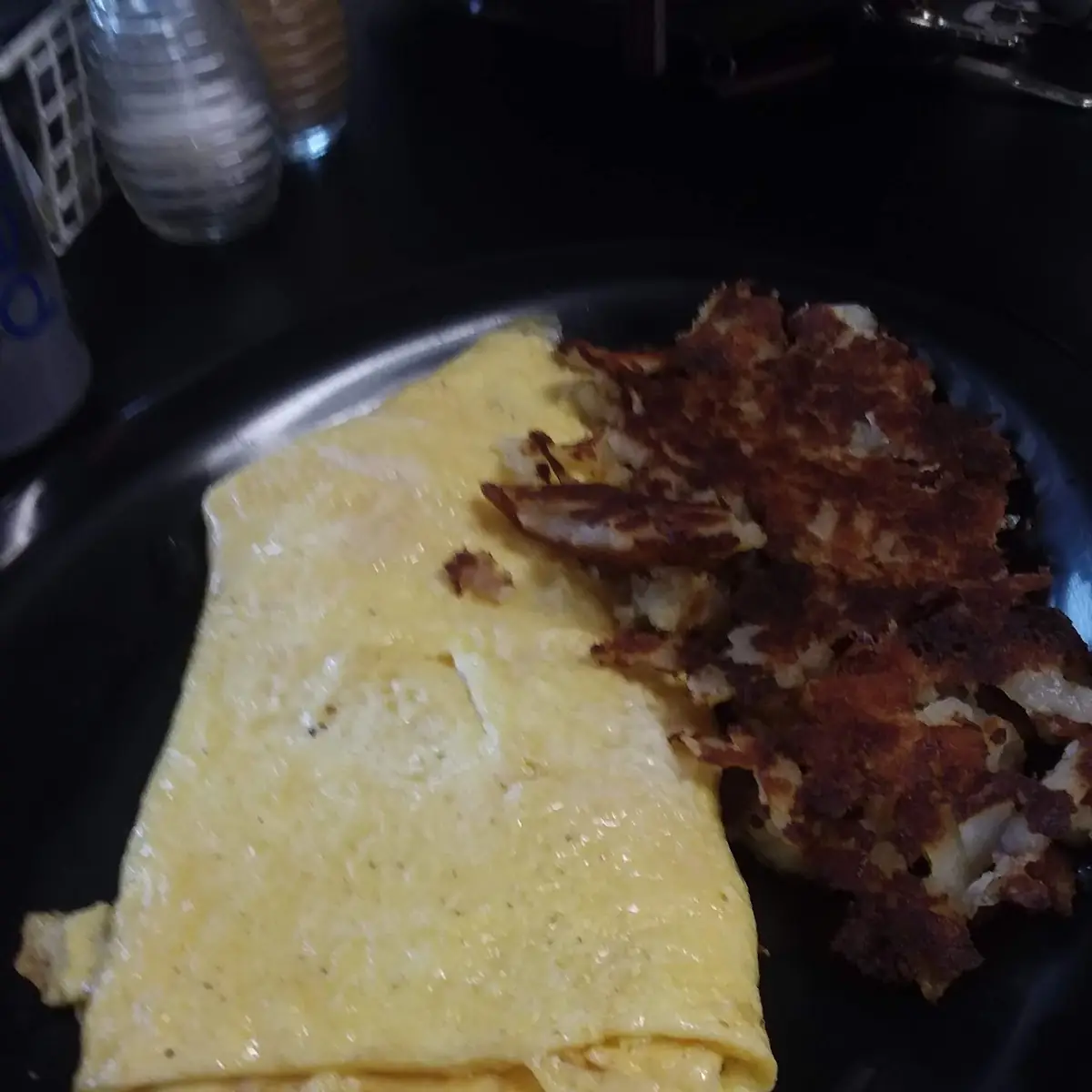 Omelette and Hash Browns