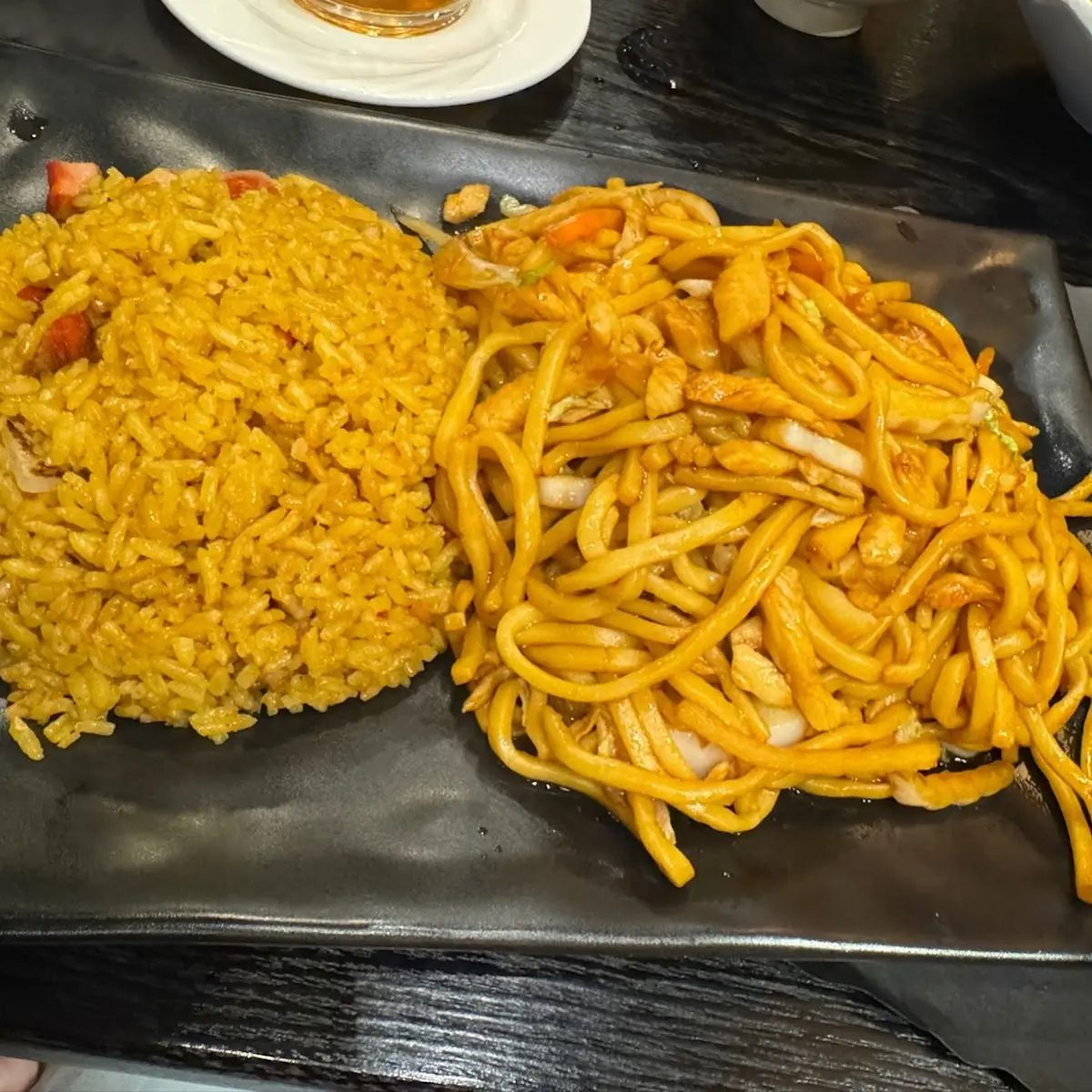 Chicken Lo Mein Combo Platter