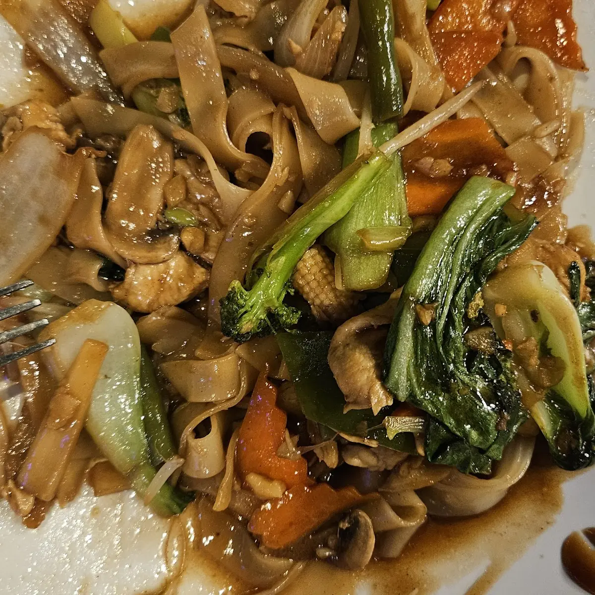 Chow Fun with Gravy