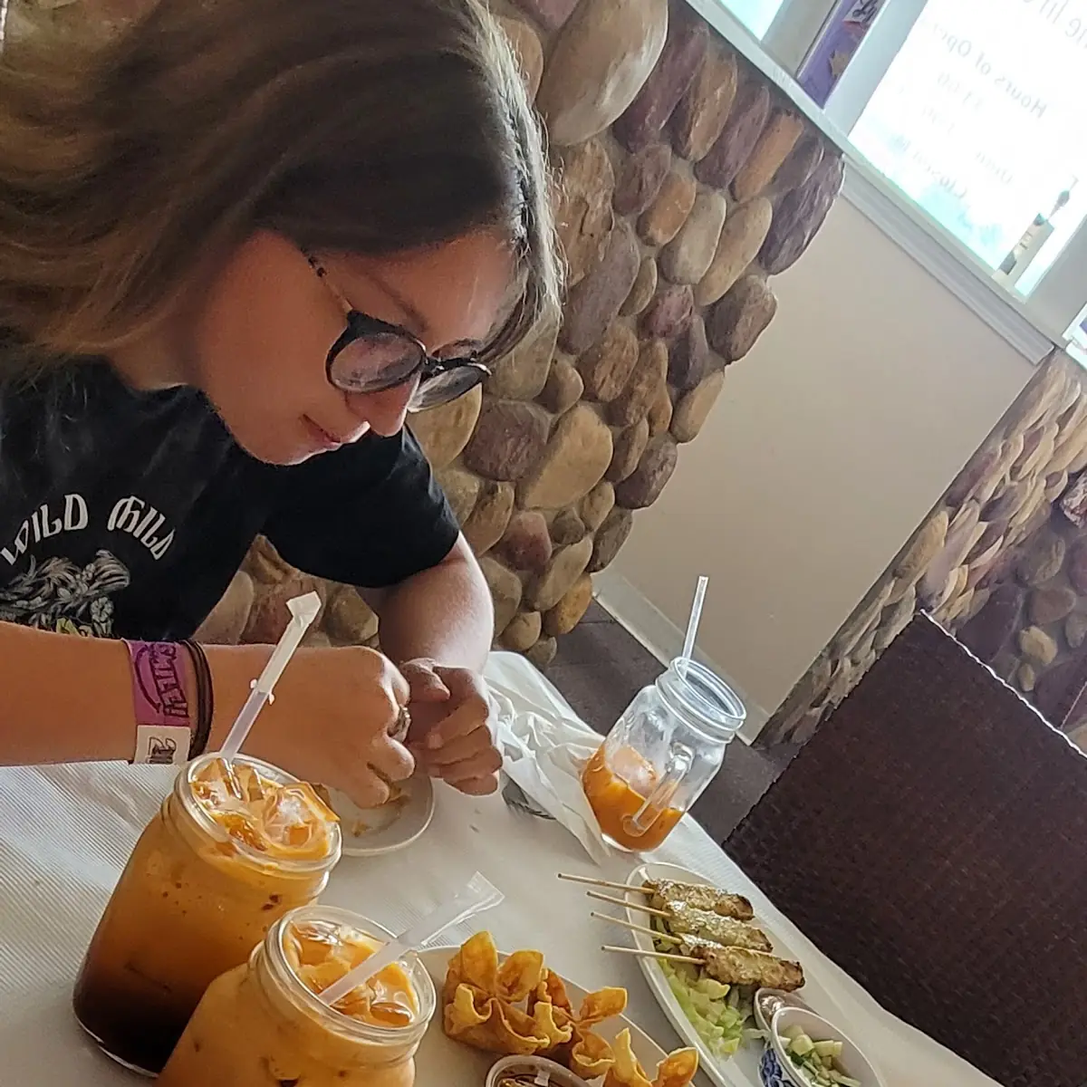 Mussels Crab Rangoon Chicken Satay and Thai Tea