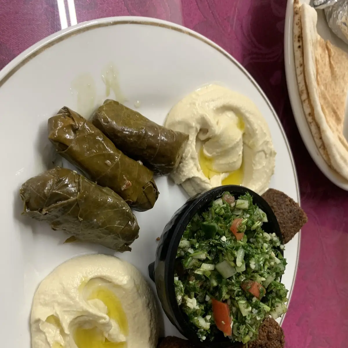 Hummus Falafel