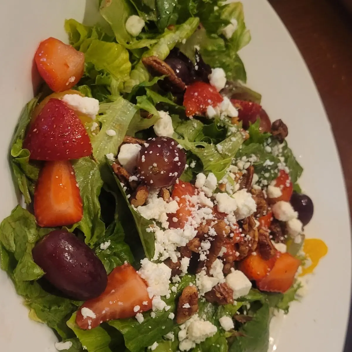 Strawberry & Pecan Salad