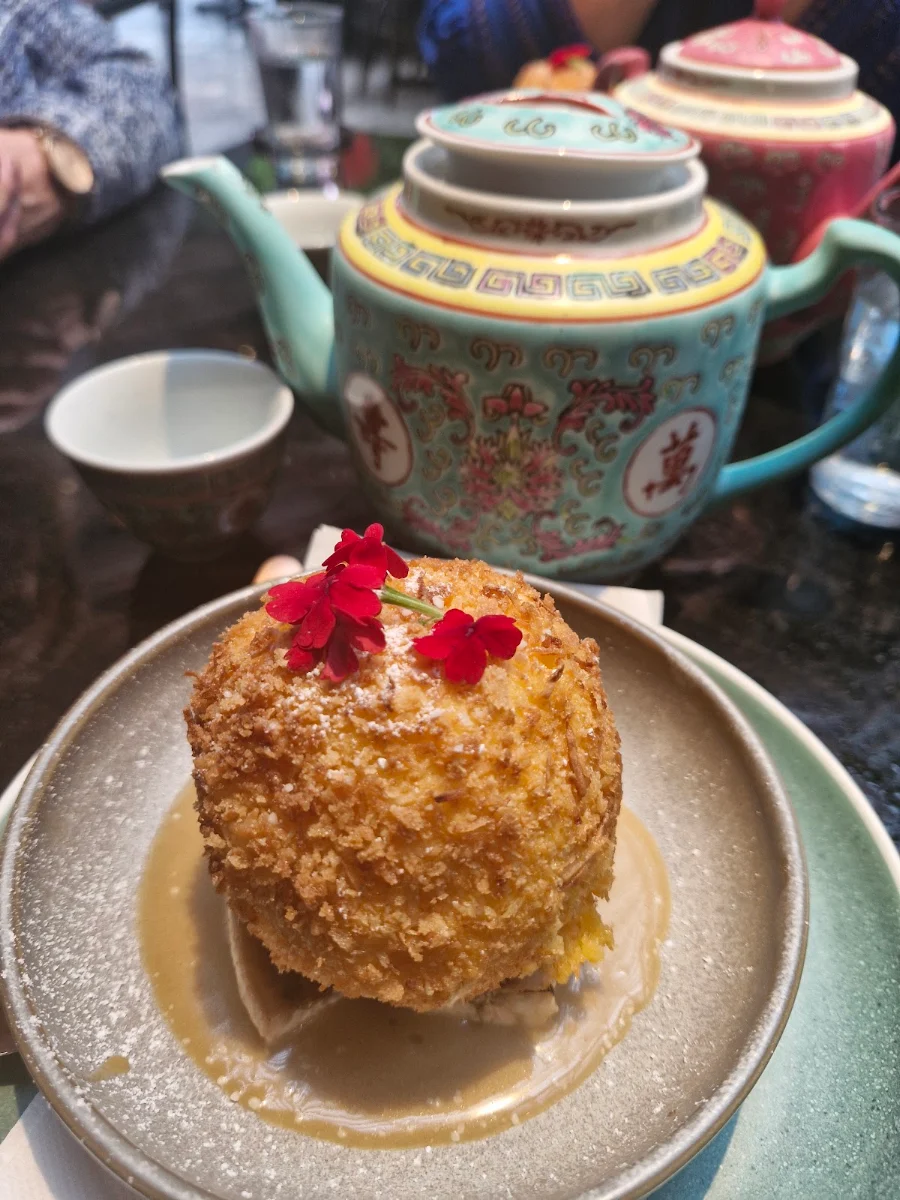 Deep Fried Ice Cream, Tai Tai