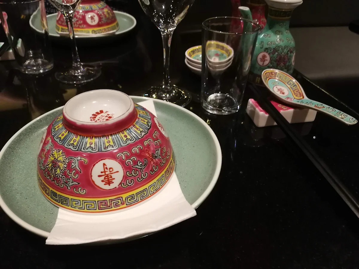 Table Set, Tai Tai