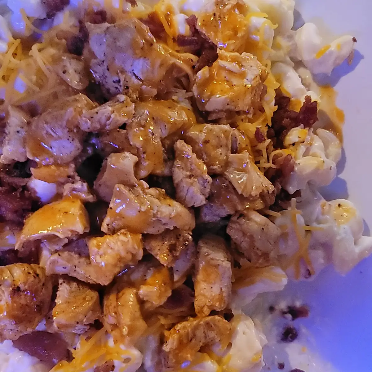 Loaded Mac with Buffalo Chicken