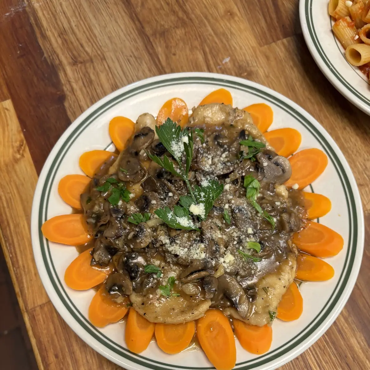 Chicken Marsala w Steamed Carrots