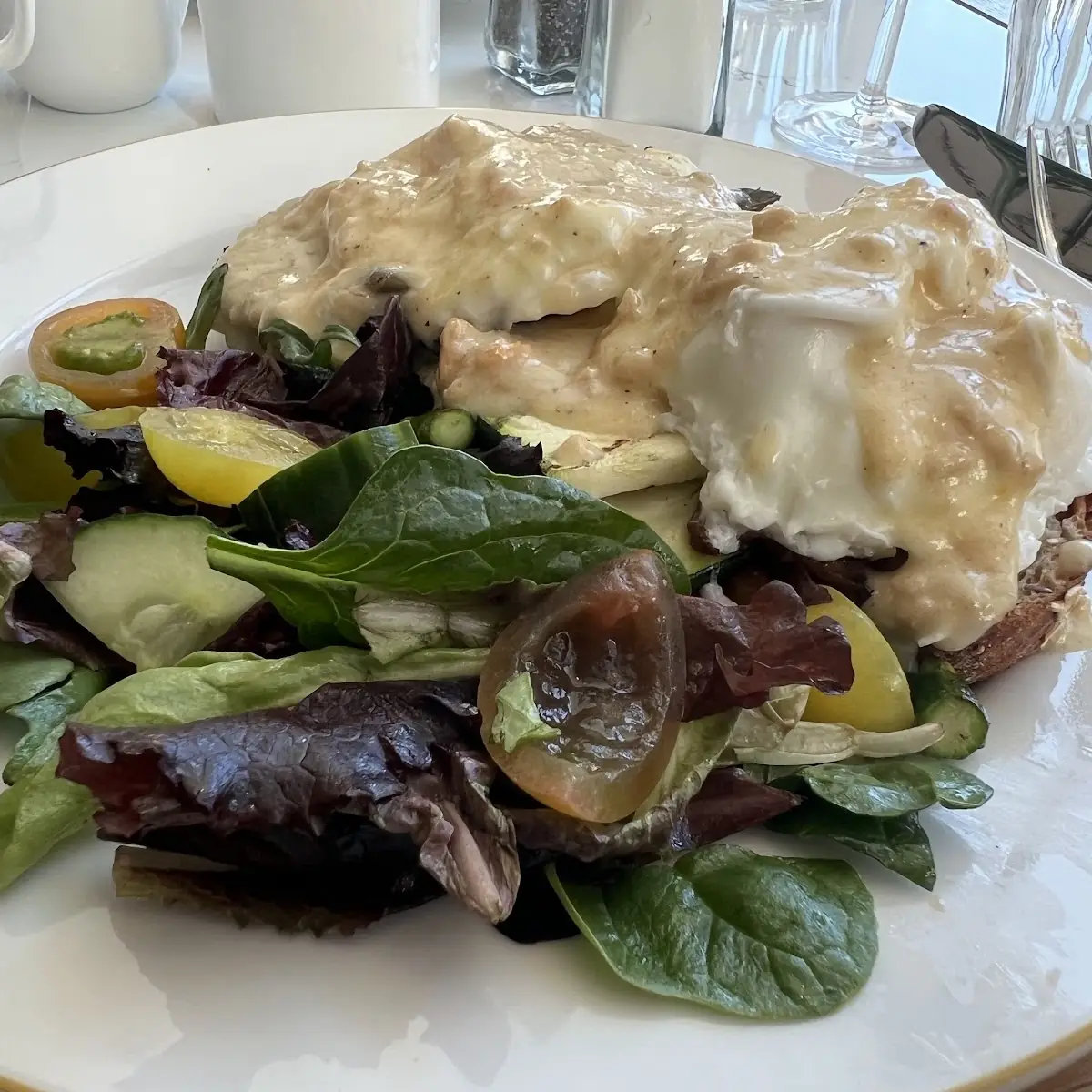 Carnitas Eggs Benedict