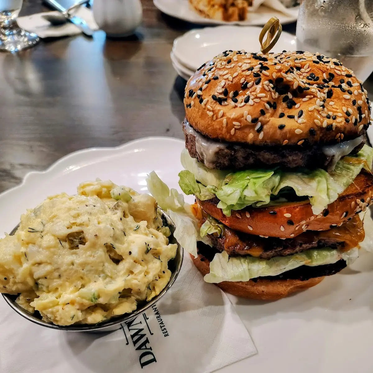 Uppy Burger