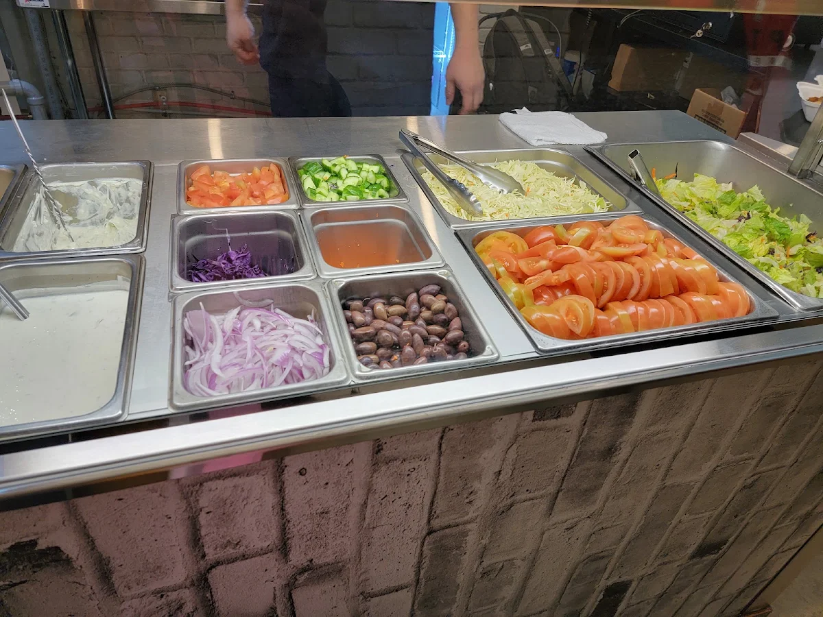 Veggies, Aristos Souvlaki & Gyros