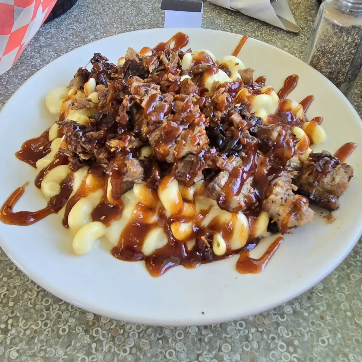 Mac and Cheese with Brisket