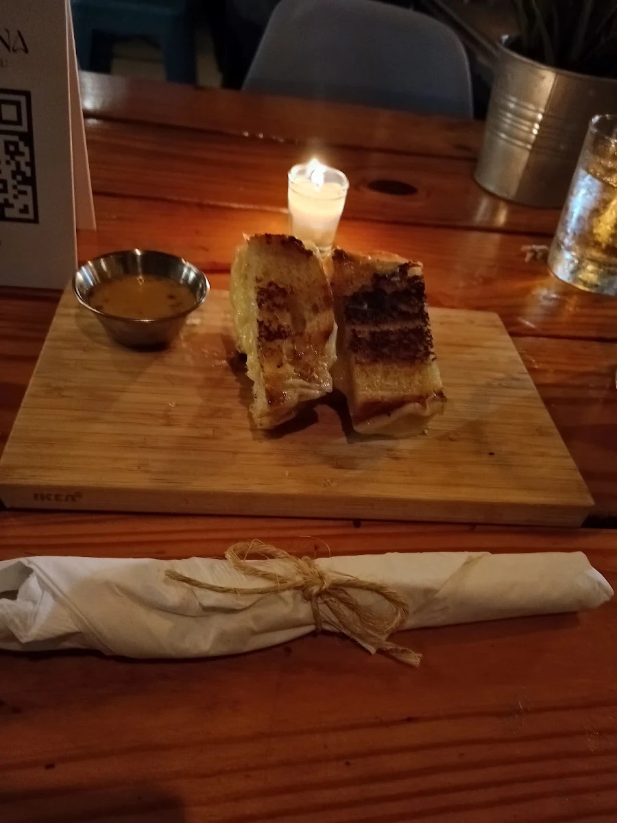 Sandwich Queso Fundido
