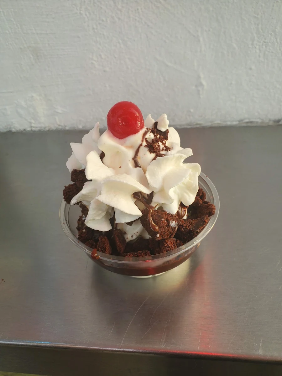 Brownie Sundae