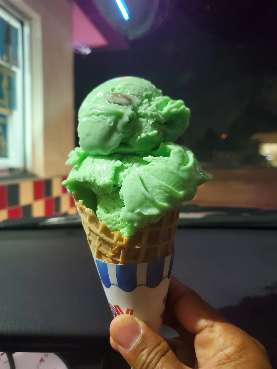 Waffle Cone Pistachio