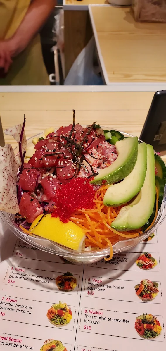 Poke Saumon À Emporter