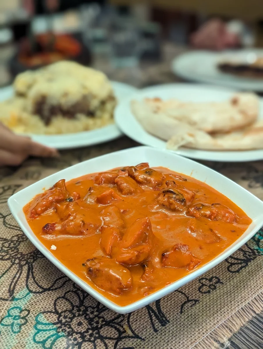 Butter Chicken, Hut-Bazaar