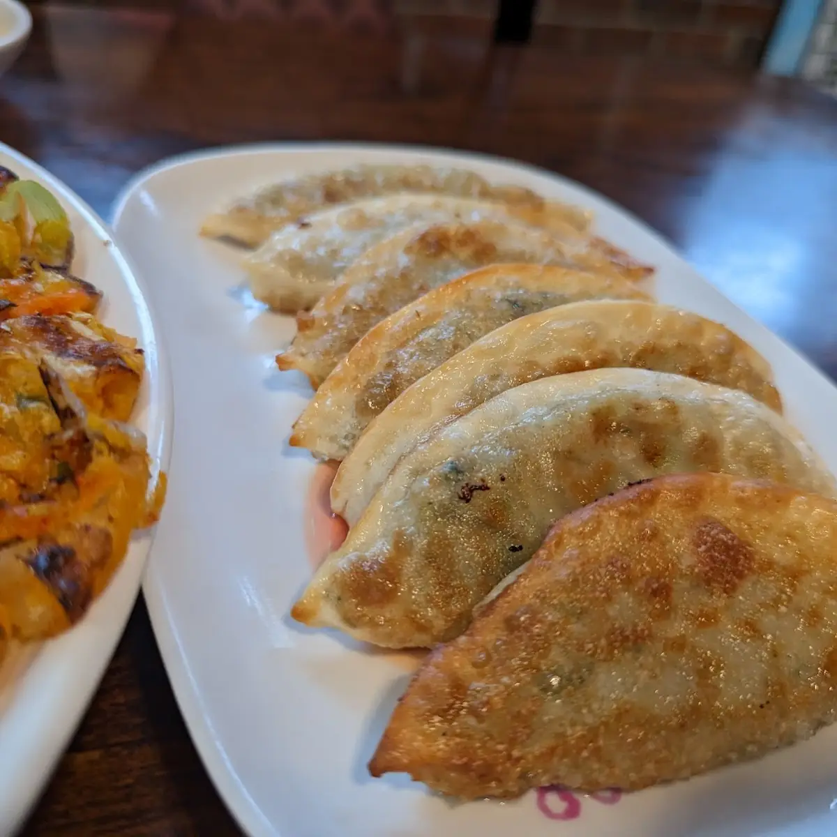 Pan Fried Dumplings 군만두