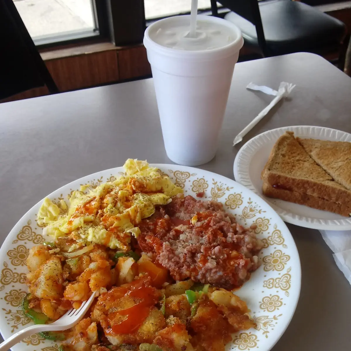 Scrambled Eggs with Cheese Corned Beef Hash & Home Fries