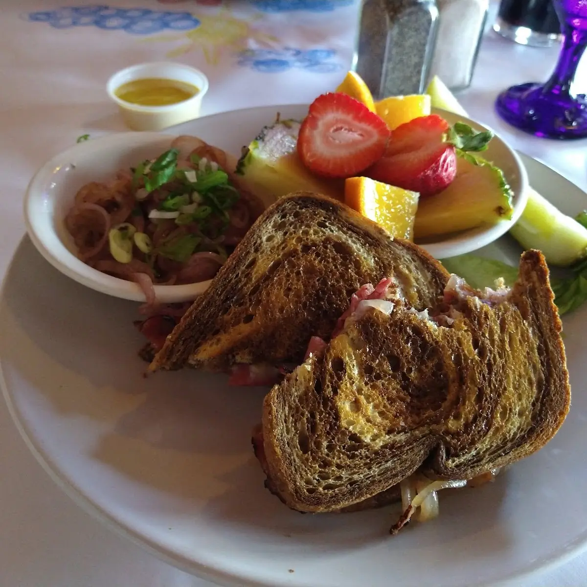 Hot Pastrami Sandwich