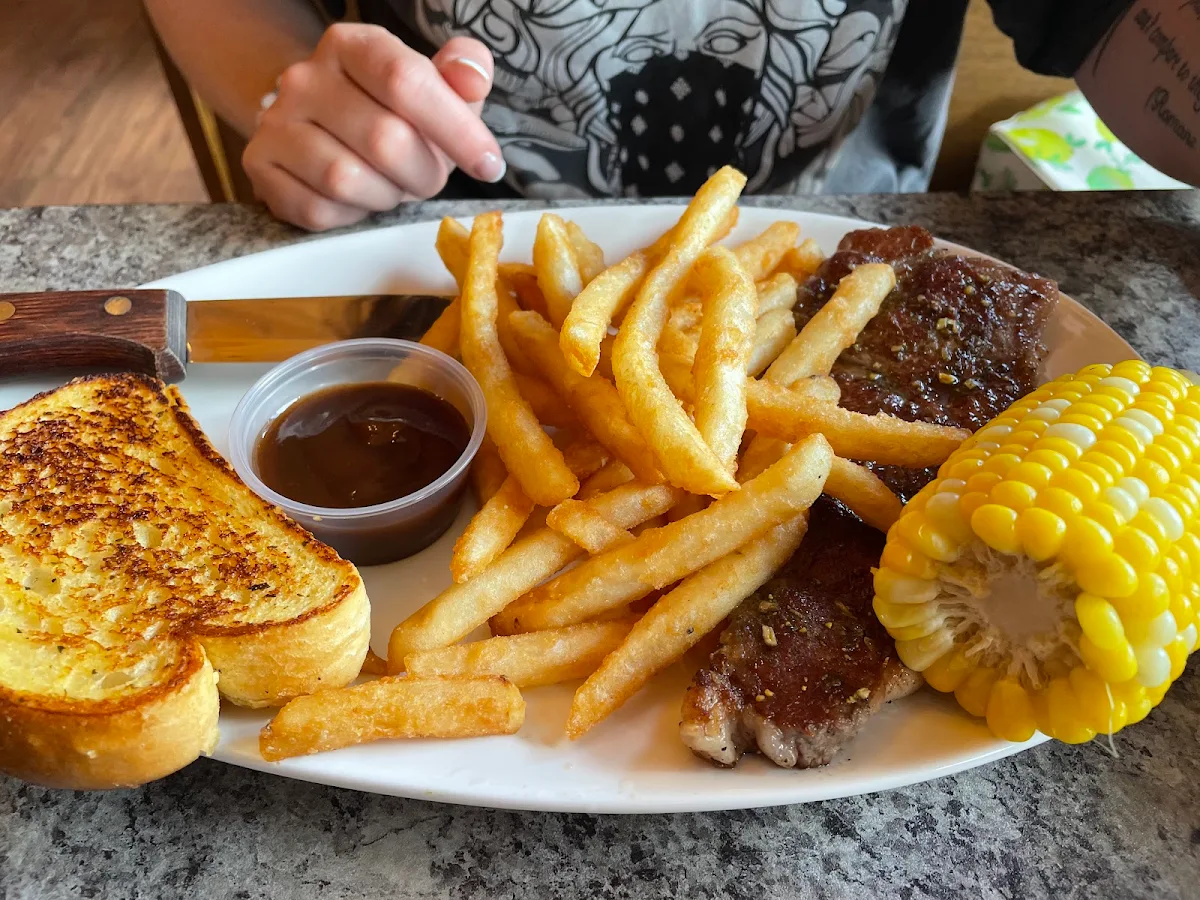 Steak and Corn Fries Garlic Bread