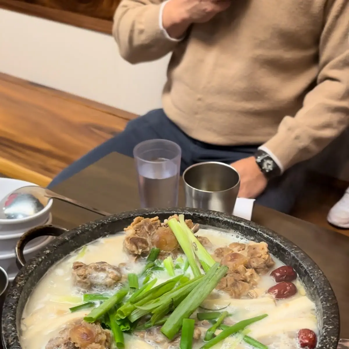 꼬리수육전골 oxtail hot pot