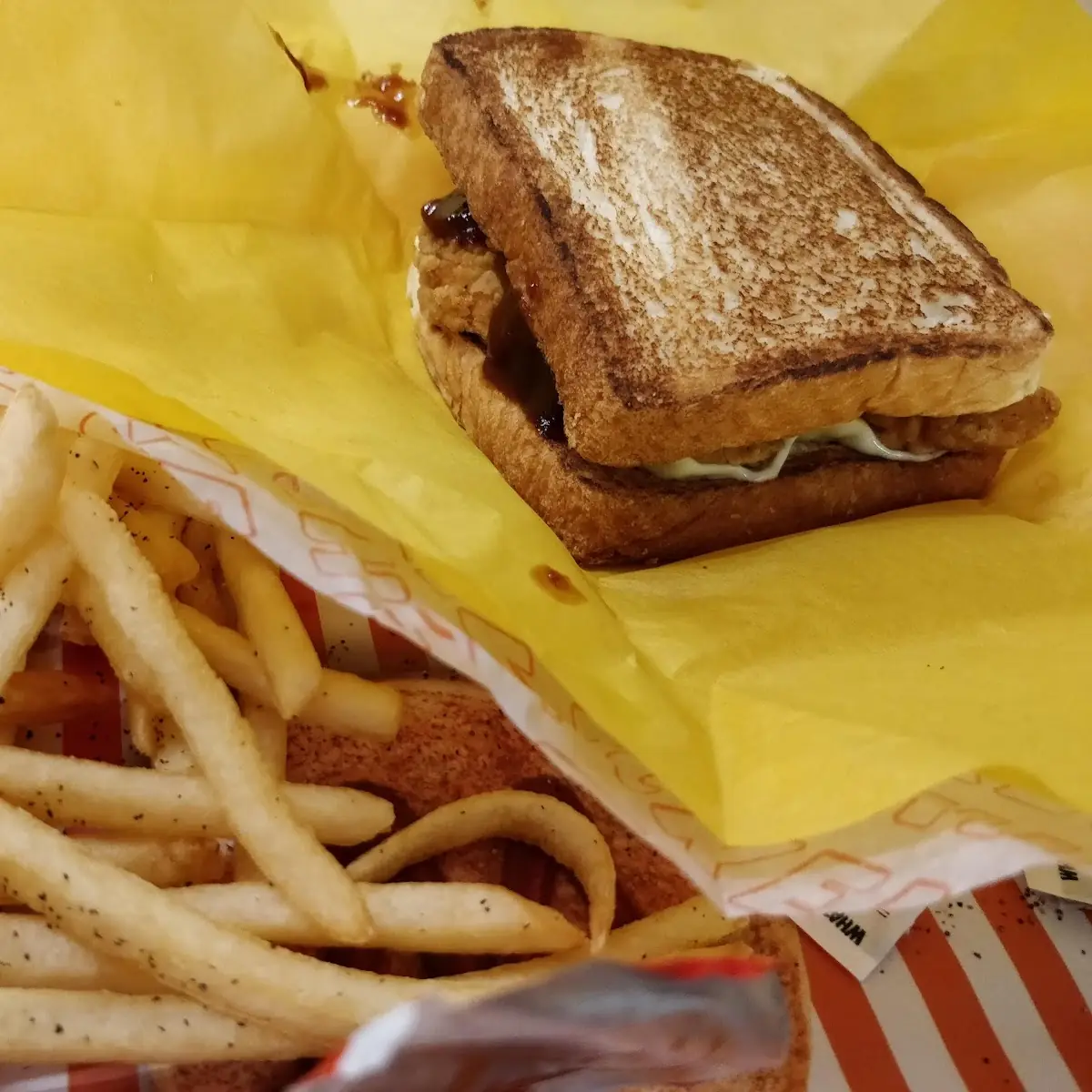 BBQ Chicken Strip Sandwich