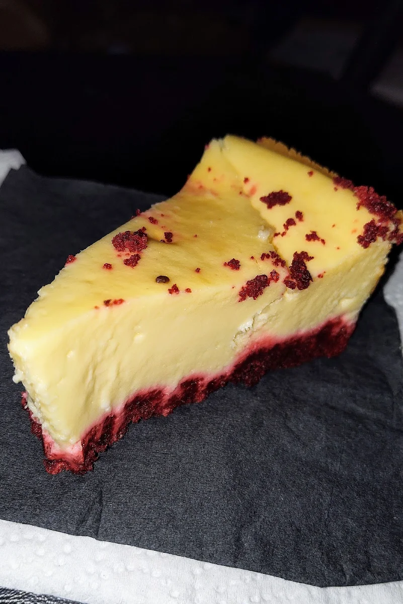 Red Velvet Cheesecake
