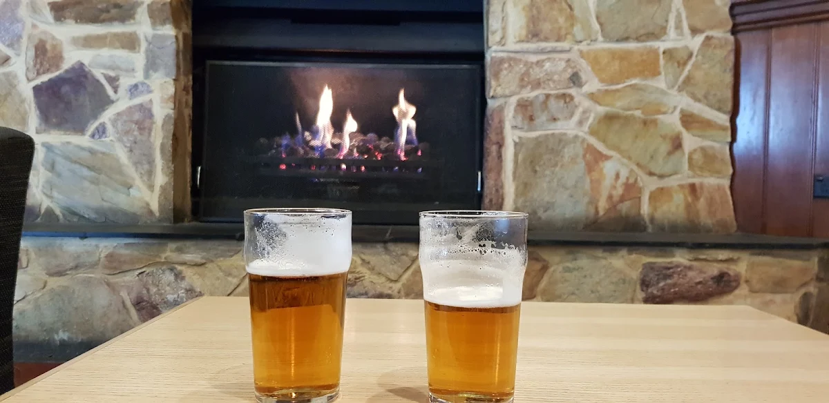 Beer, Lakers Tavern