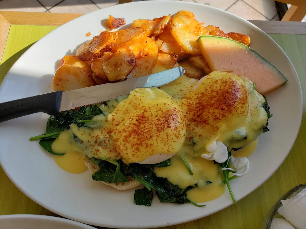 Egg Benedict, Sunnyside Grill