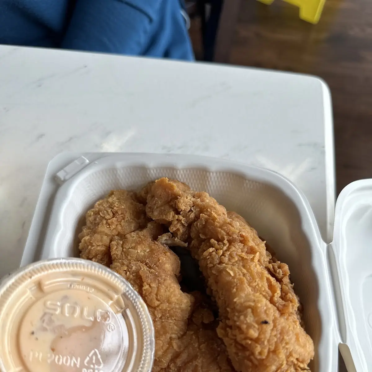Roosty's Jumbo Chicken Tenders 3pc