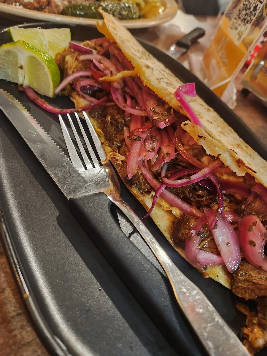 Torta De Cochinita Pibil