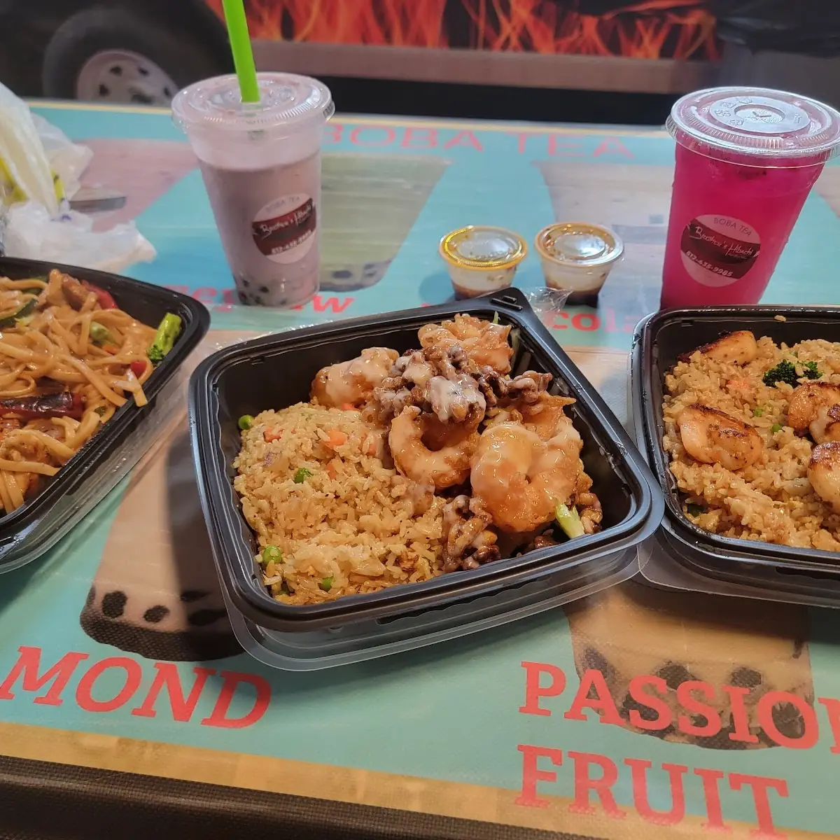Medium Family Shrimp Fried Rice 30 pcs