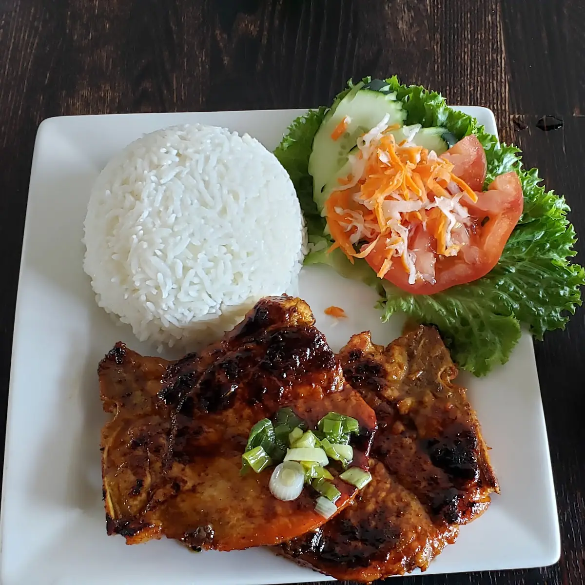 GA Nuong Plates