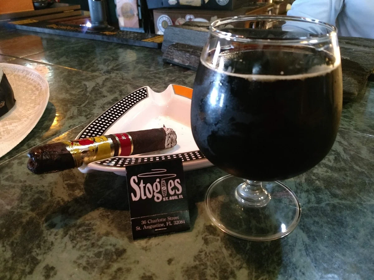 La Gloria Classica and Dragon's Milk