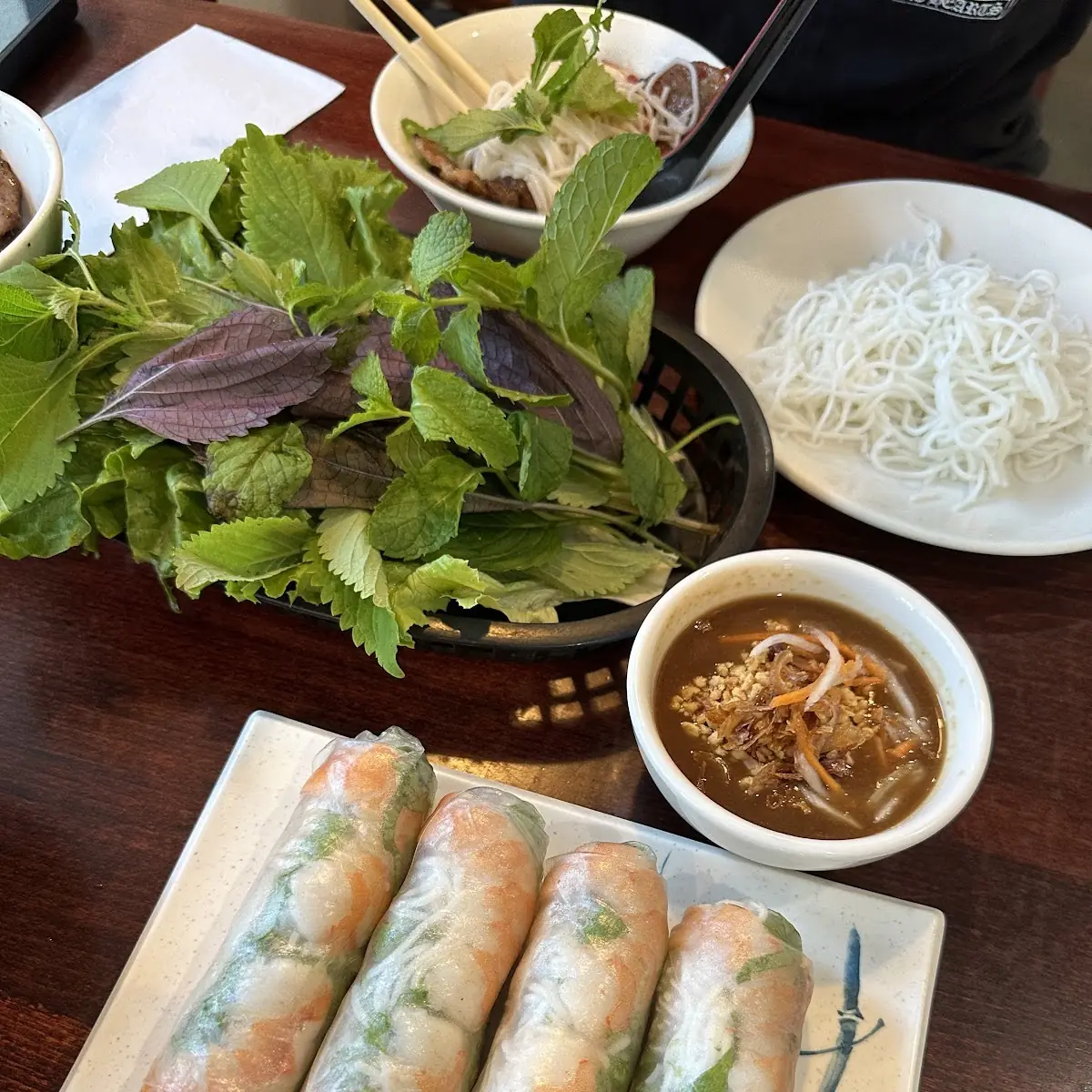 Bì Cuốn Chay 4 Cuốn Vegetarian Roll 4 Rolls