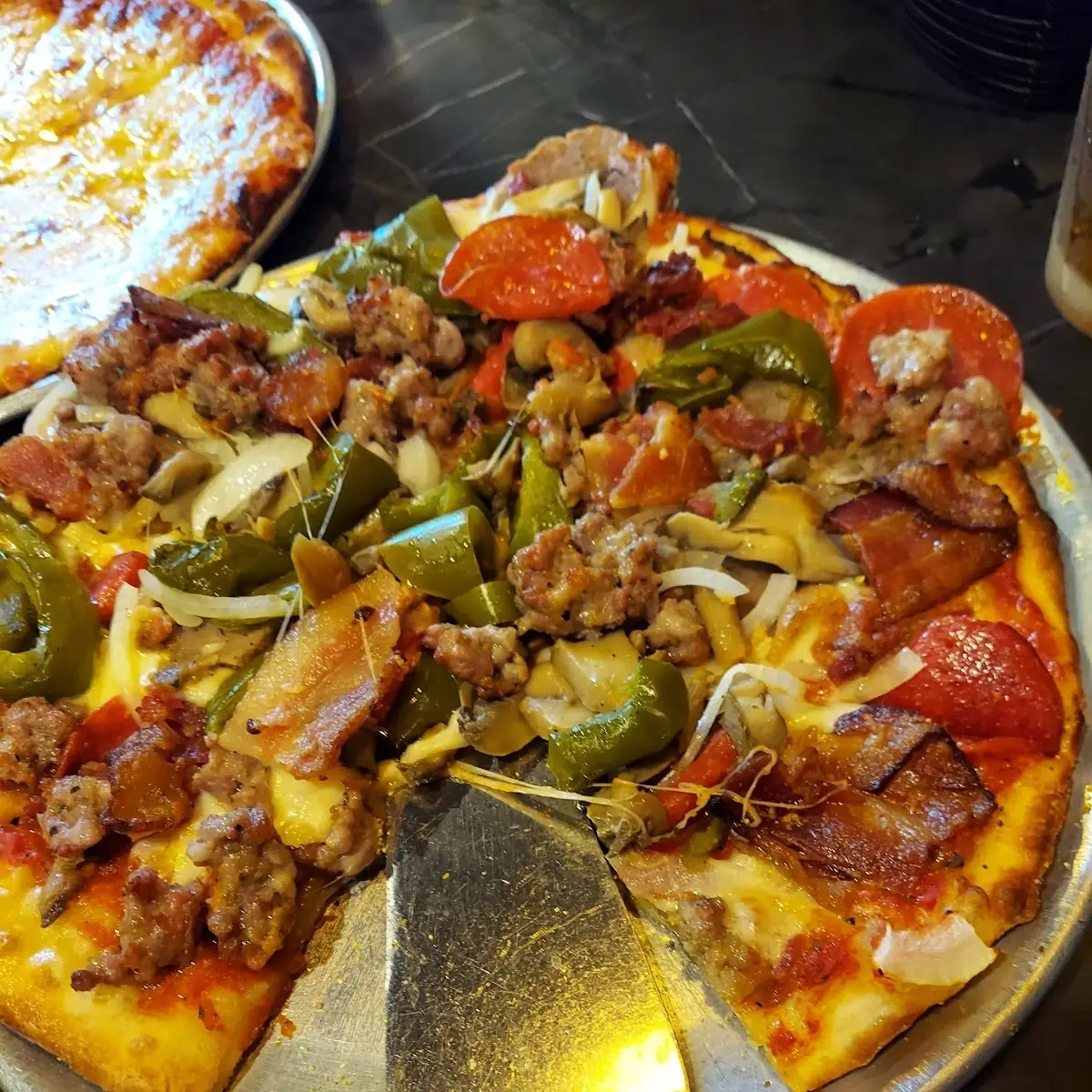 Everything Pizza