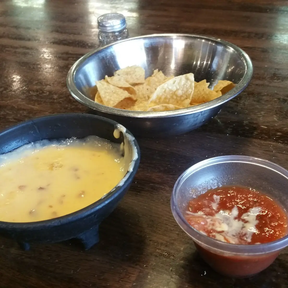 Salsa & Chips