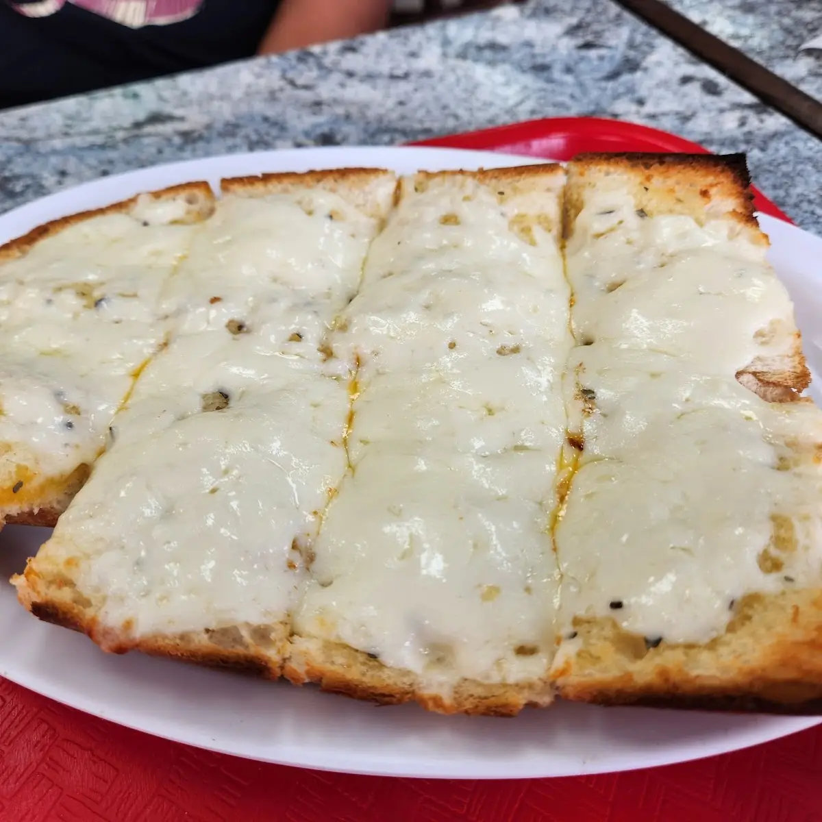 Garlic Cheese Bread