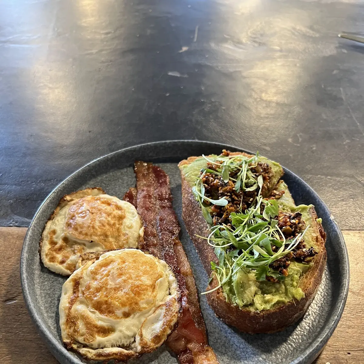 Crunchy Avocado Toast with Eggs and Bacon